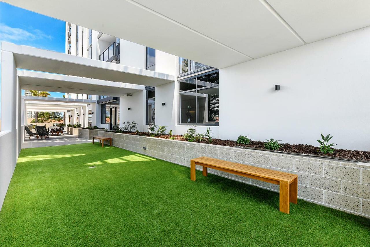 Qube Broadbeach Aparthotel Gold Coast