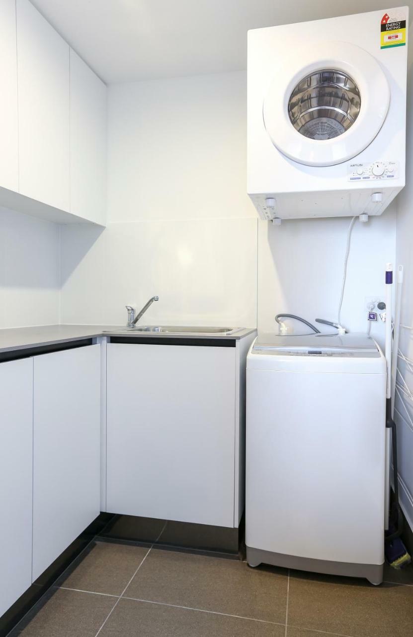 Qube Broadbeach 4*